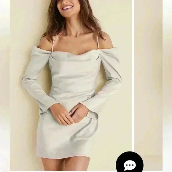 Venus Cowl Neck mini Dress off white silky straps long sleeves lined sz 8 hoco - Picture 1 of 11